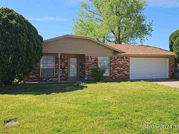 4617 SE Aberdeen Ave, Lawton, OK 73501