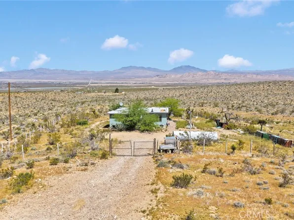 6909 Camp Rock Rd, Lucerne Valley, CA 92356