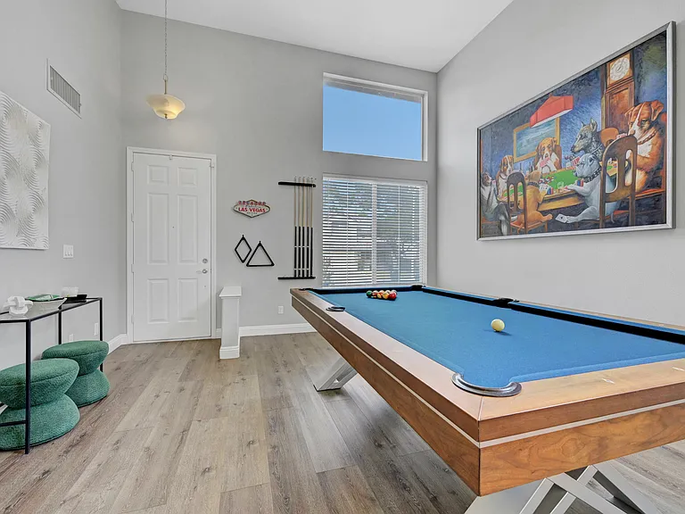 2239 Le Conte Ave — Photo 7
