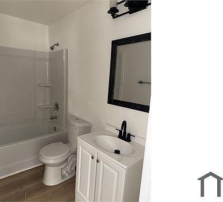3rd image of 2155 Commonwealth Ave #1