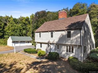 39 Stonewall Ln, Madison, CT 06443