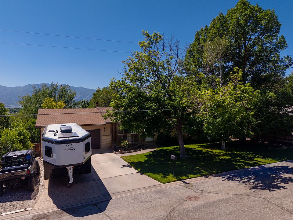 1st image of 281 Panoramic Dr