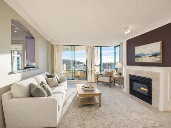 338 Taylor Way #12C, West Vancouver, BC V7T 2Y1