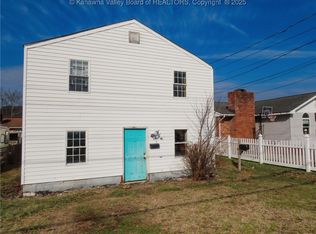 1908 Washington Ave, Saint Albans, WV 25177