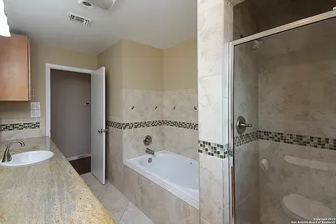 114 Ranchland Dr — Photo 6