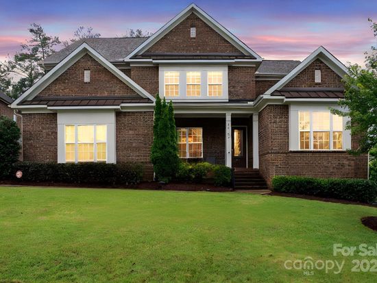 13102 Indigo Run Ct, Charlotte, NC 28278