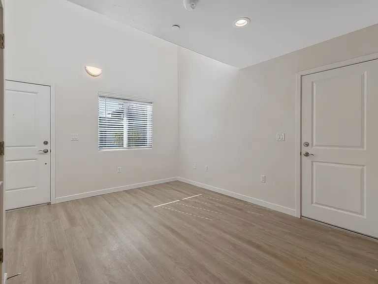 1363 W Grangeville Blvd — Photo 41