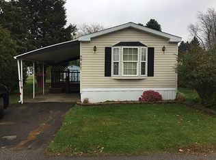 2701 Ganzer Ln, Erie, PA 16506