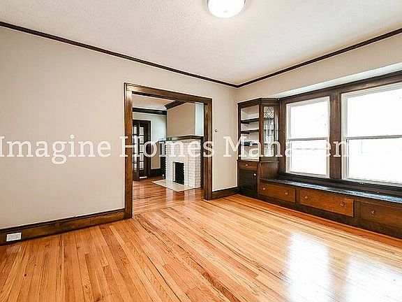 5th image of 1537 Hopkins Ave