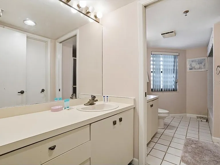 5611 Gulf Of Mexico Dr #3 — Photo 32