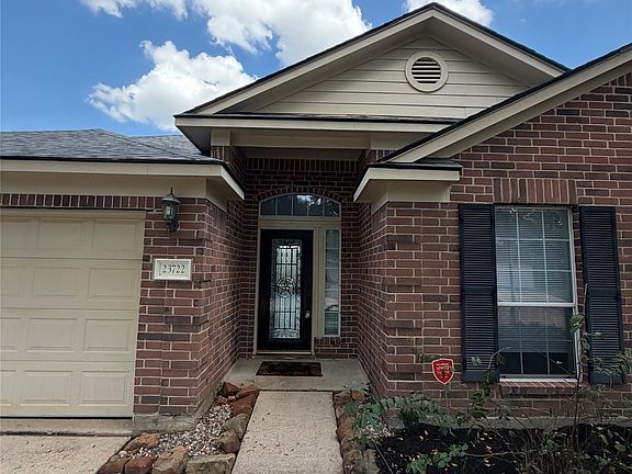 3rd image of 23722 Shaw Perry Ln
