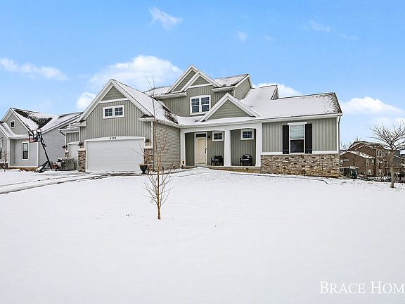 3rd image of 6570 Alward Dr
