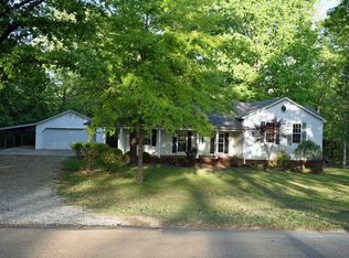 940 Verles Rd, Medon, TN 38356