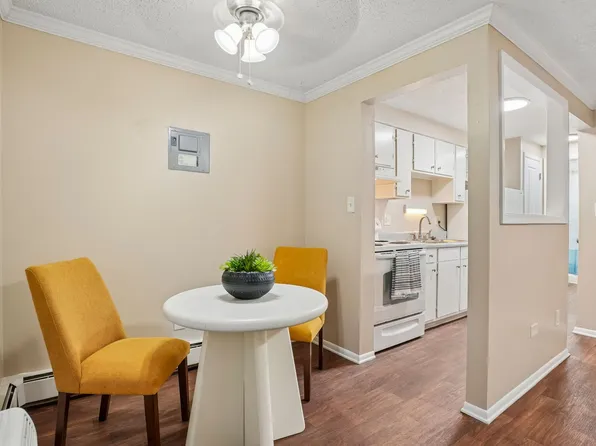 Lorinda Apartments