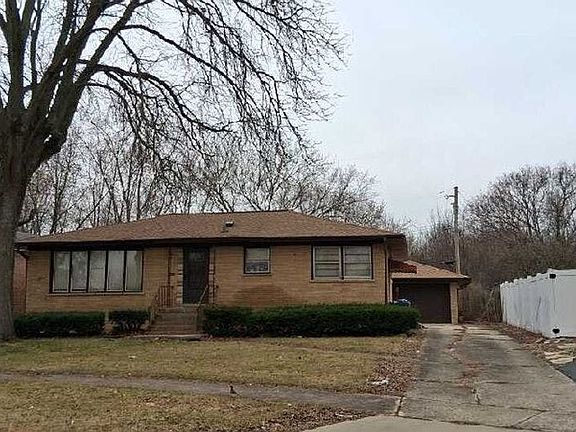 2nd image of 306 Abbott Ave