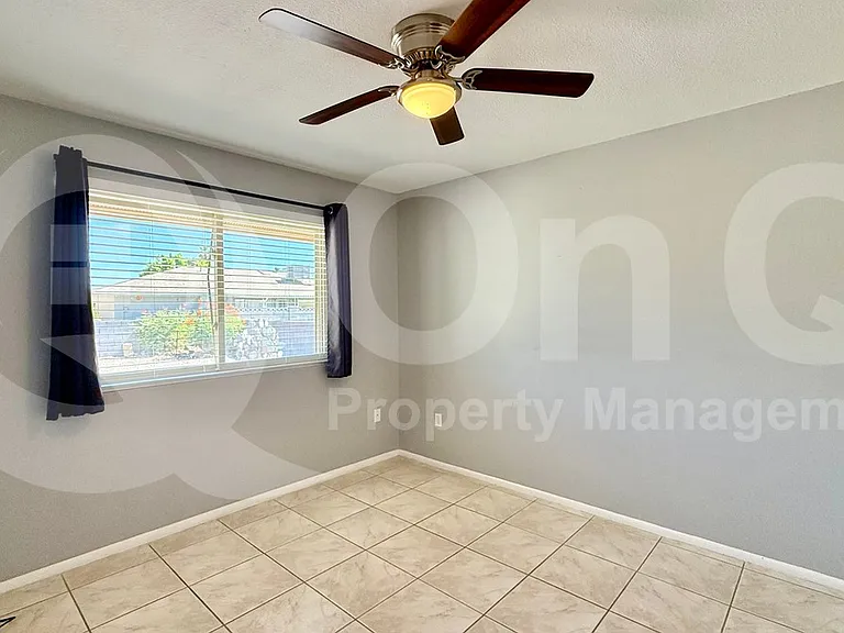 11038 W Cheryl Dr — Photo 14
