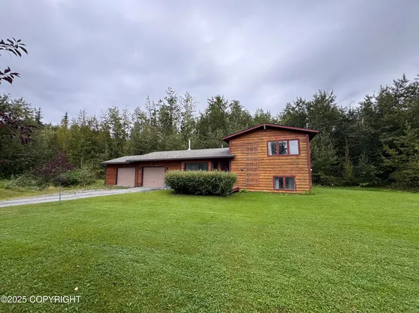 1970 N Broadway Dr, Palmer, AK 99645