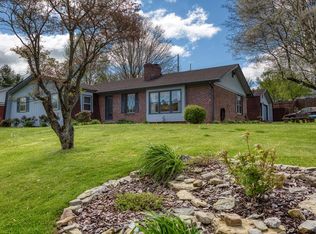 144 Valley View Dr, Abingdon, VA 24210