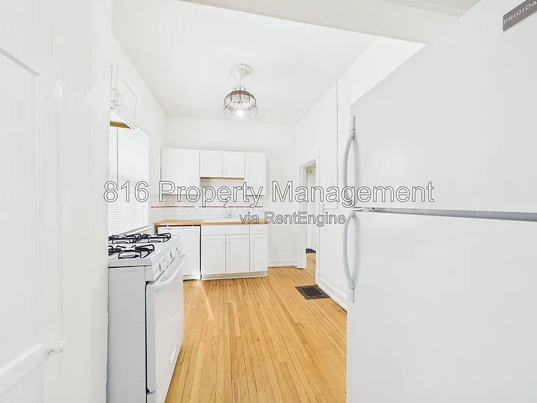 4008 Charlotte St #1 — Photo 10
