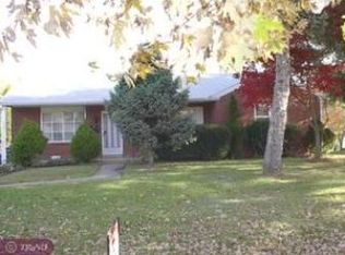 655 Ivyland Rd, Warminster, PA 18974