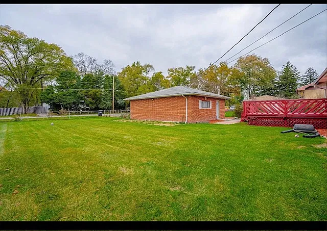 3 bed, 2184 sqft, $2,400 — Photo 2