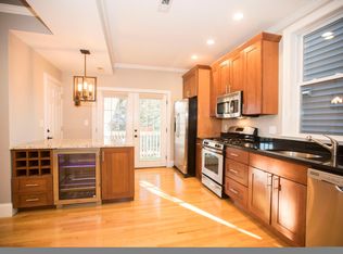 7 Peters St #2, Boston, MA 02127