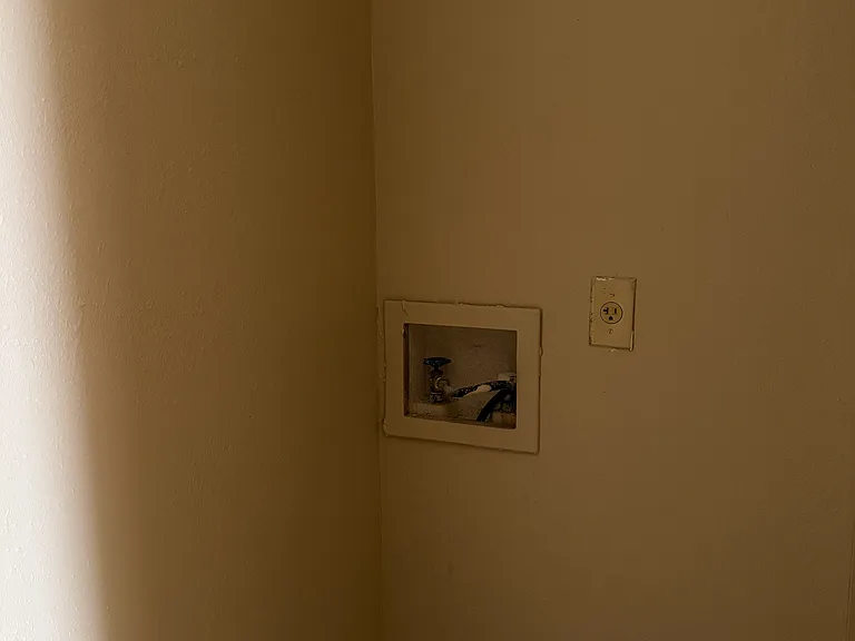 3215 Ligarde St #4 — Photo 6