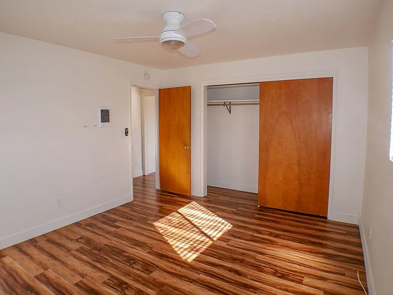 228 Twin Oaks Ave — Photo 12