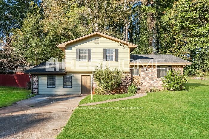 1st image of 370 Amberwood Dr