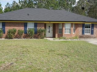911 Rice Ct, Hinesville, GA 31313