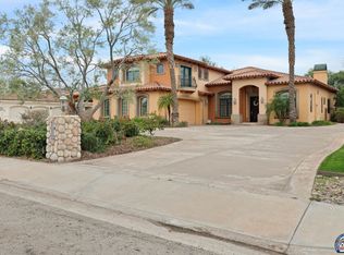 1457 McCabe Cove Rd, El Centro, CA 92243