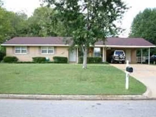2500 15th Ave, Northport, AL 35476