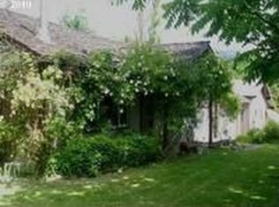 4266 Post Canyon Dr, Hood River, OR 97031