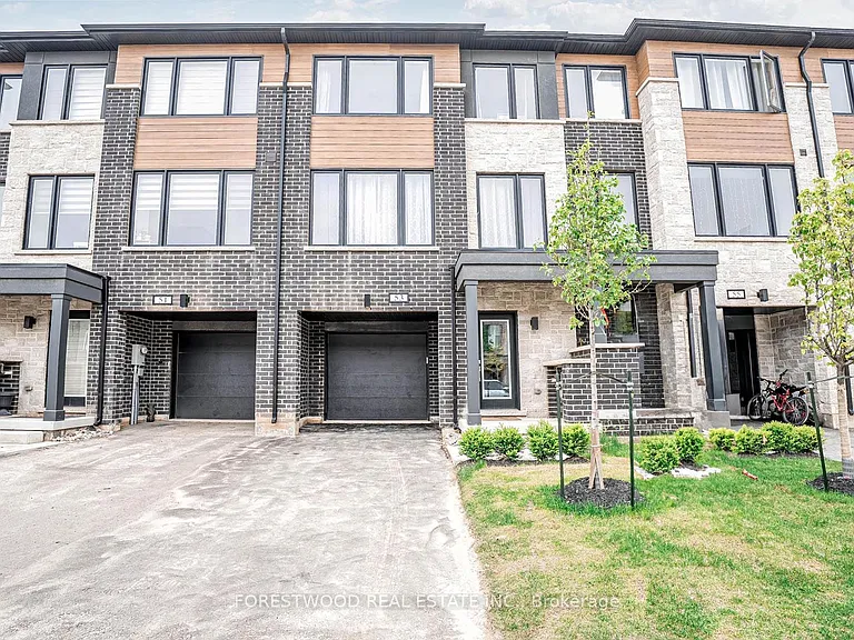 53 Humberstone Dr — Photo 2