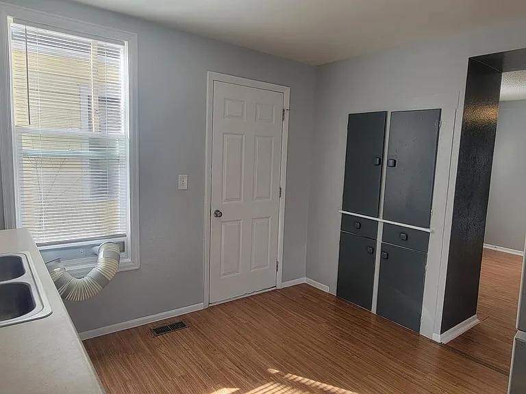 132 1/2 Greenwood Ave #132 — Photo 7