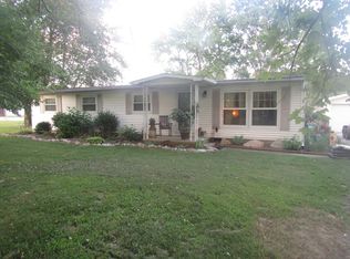 7329 N 1075th St, Robinson, IL 62454