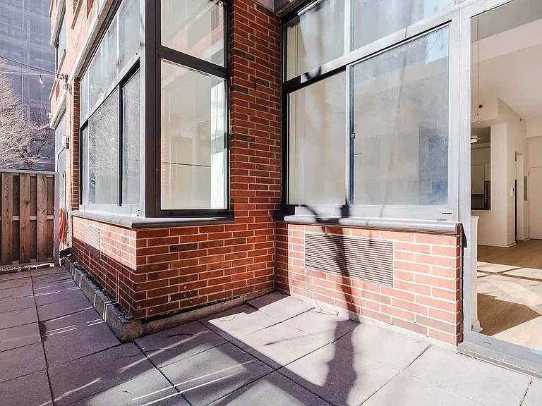 505 W 54th St #825 — Photo 13