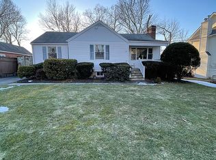 21 Andrea Ln, Thornwood, NY 10594
