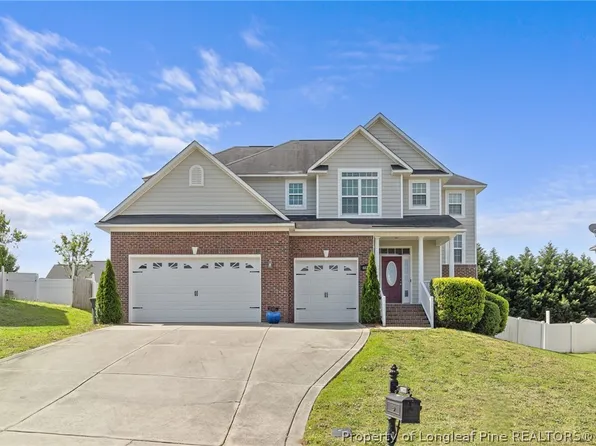 6021 Goldenrain Dr, Fayetteville, NC 28314