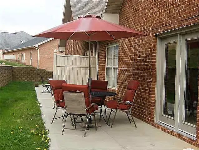 360 Lochmere Dr — Photo 7