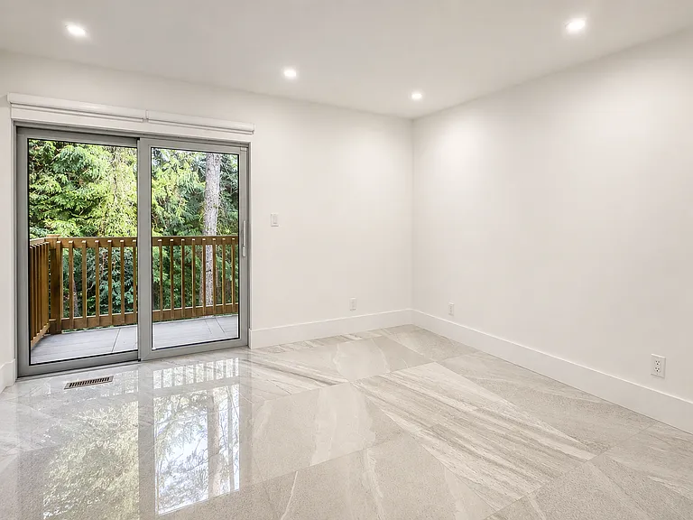 1 Highland Dr — Photo 24