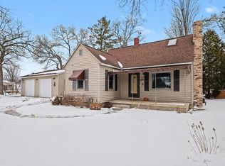 225 Lagoon Beach Dr, Bay City, MI 48706