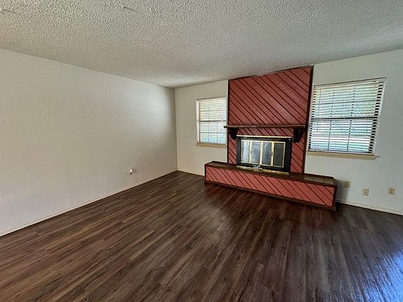 3rd image of 401 12th Ave #197