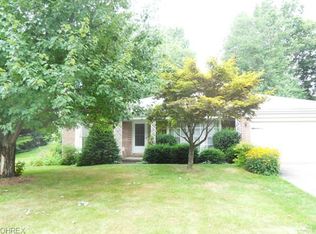 751 Deerfield Ln NE, Massillon, OH