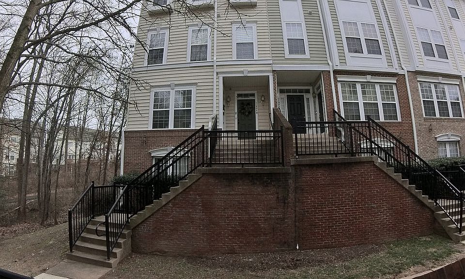 1st image of 11584A Cavalier Landing Ct
