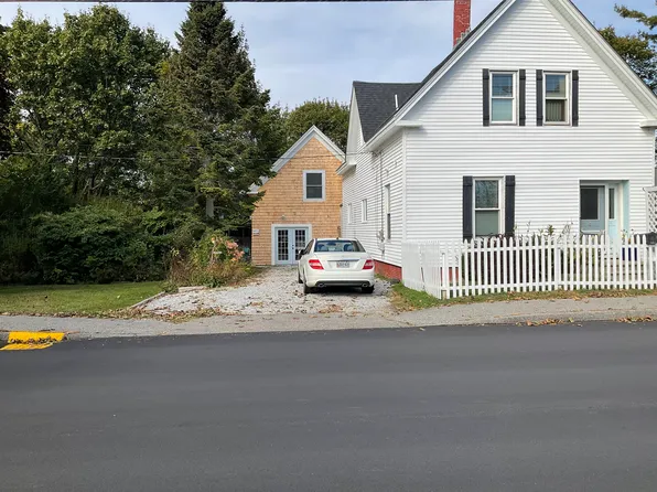 41 Pleasant St #2, Rockland, ME 04841