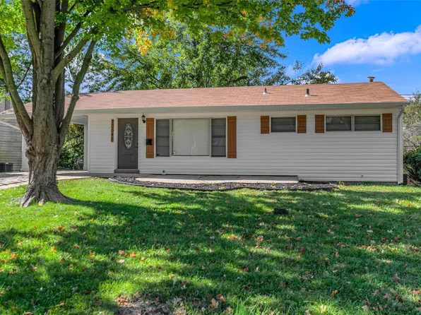 10045 Dellridge Ln, Saint Louis, MO 63136