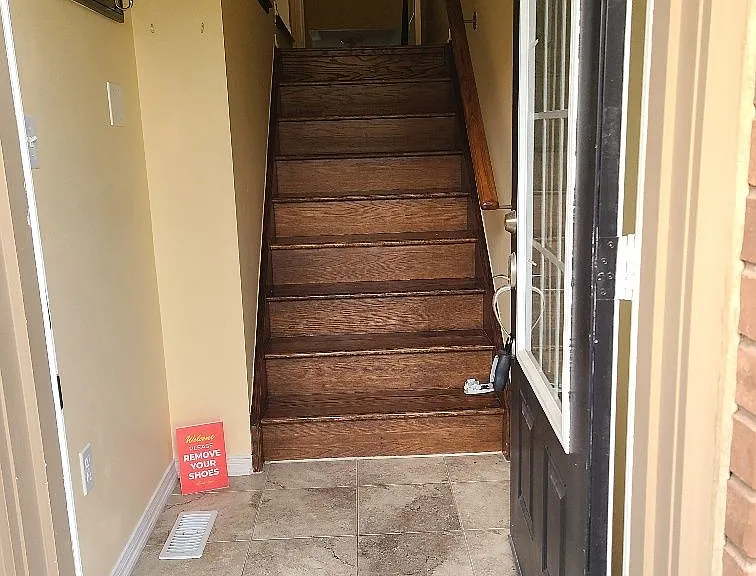 30 Burtonbury Ln — Photo 4