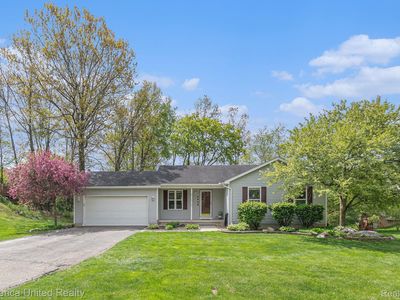 2438 Melvin Dr, Howell, MI, 48843