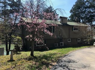 540 Barlow Rd, Quebeck, TN 38579